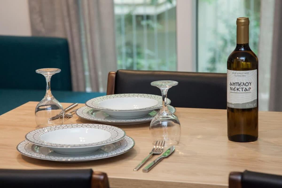 Elegant Urban Escape 1 Bd Apt In Kolonaki Apartment Athens Ngoại thất bức ảnh