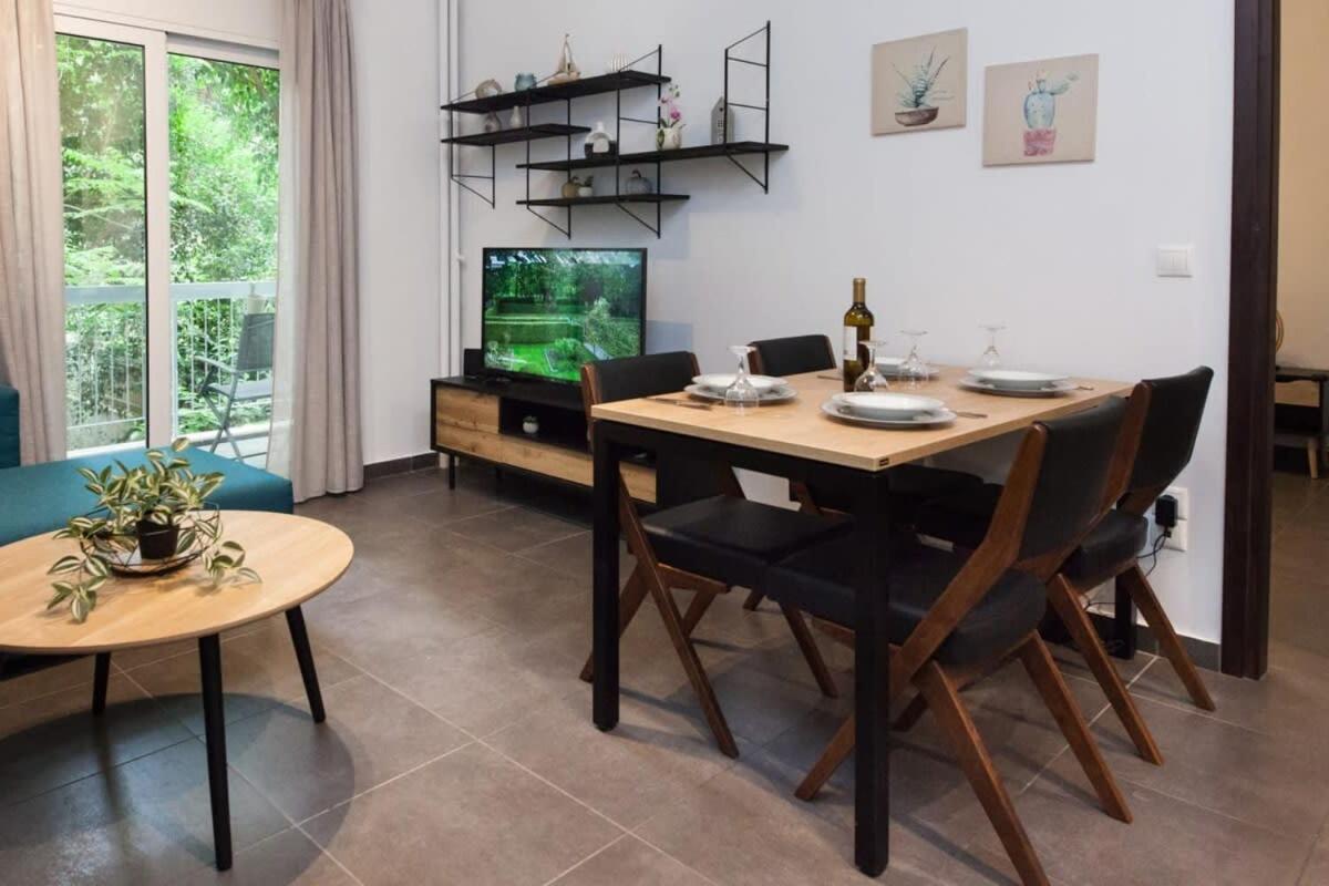 Elegant Urban Escape 1 Bd Apt In Kolonaki Apartment Athens Ngoại thất bức ảnh