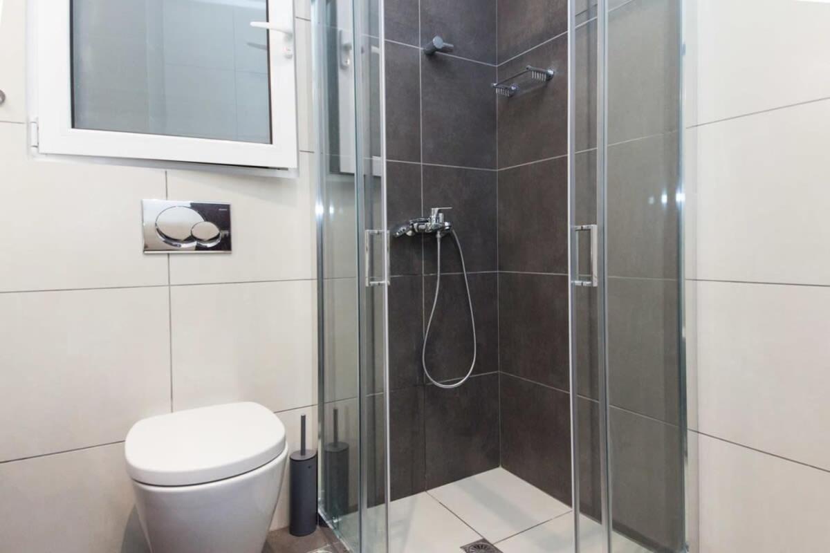 Elegant Urban Escape 1 Bd Apt In Kolonaki Apartment Athens Ngoại thất bức ảnh